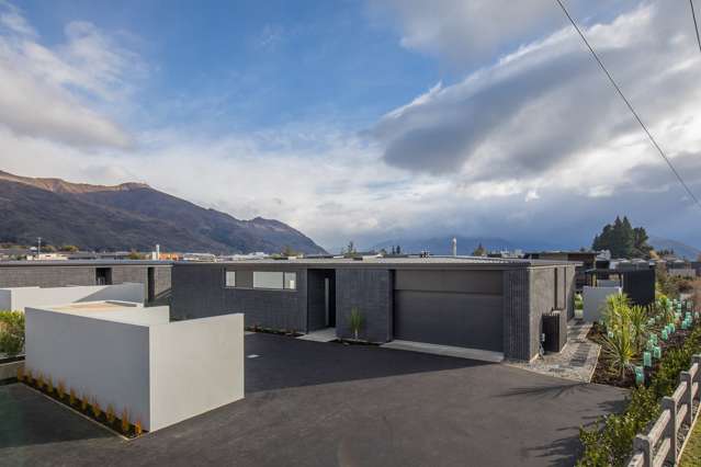 6 Stackbrae Avenue Wanaka_2