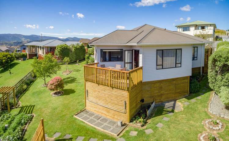 9 Mcewen Crescent Riverstone Terraces_0