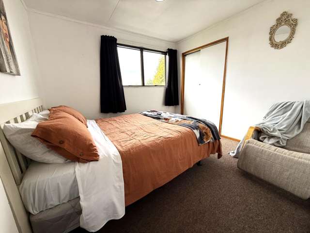 4/702 Grays Road Mahora_4