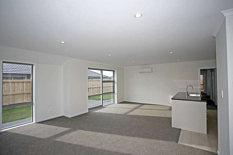 34 Shillingford Boulevard Rolleston_6