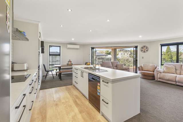 15 Carlingford Rise Dinsdale_3