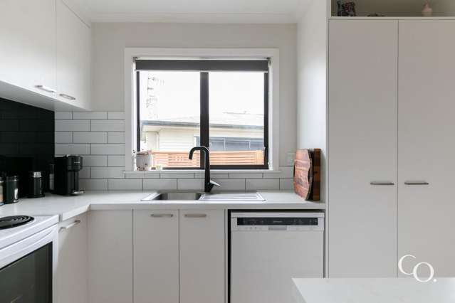 68 Wycliffe Street Onekawa_3