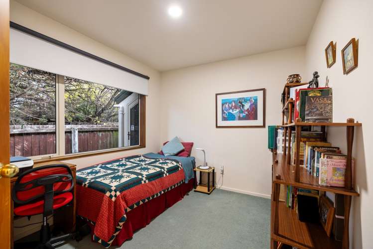 52a Charlesworth Street Woolston_12