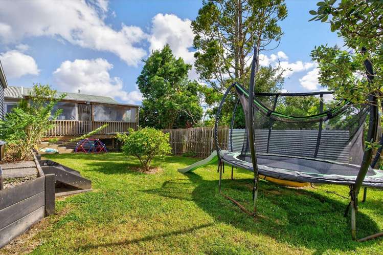 20 View Street Maungaturoto_27