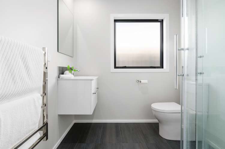 13 Mana Drive Baverstock_8