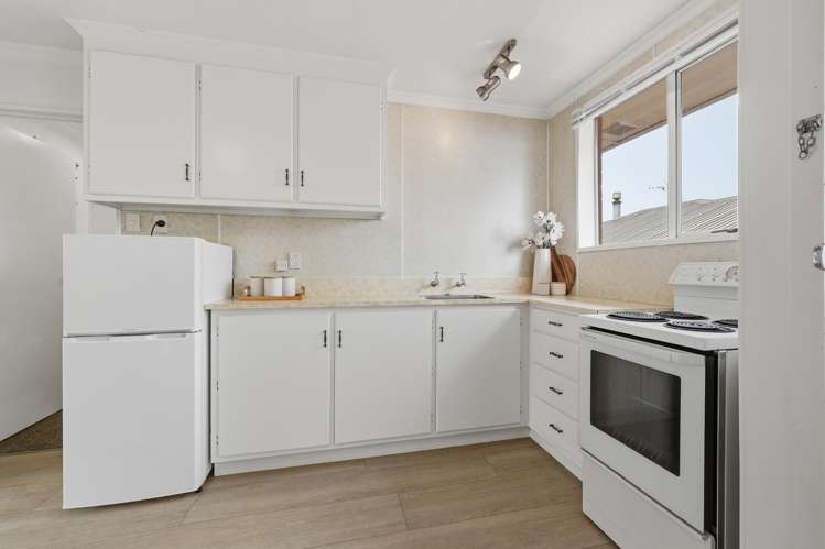 12C Baker Street Caversham_15