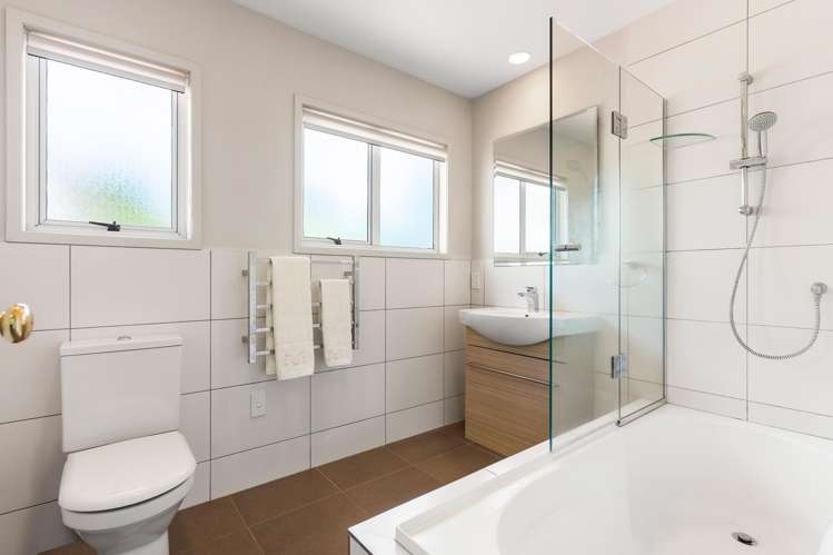 29A Cresta Avenue Beach Haven_22