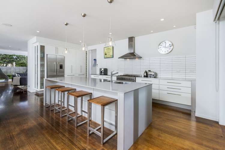 28 Muritai Road Milford_10