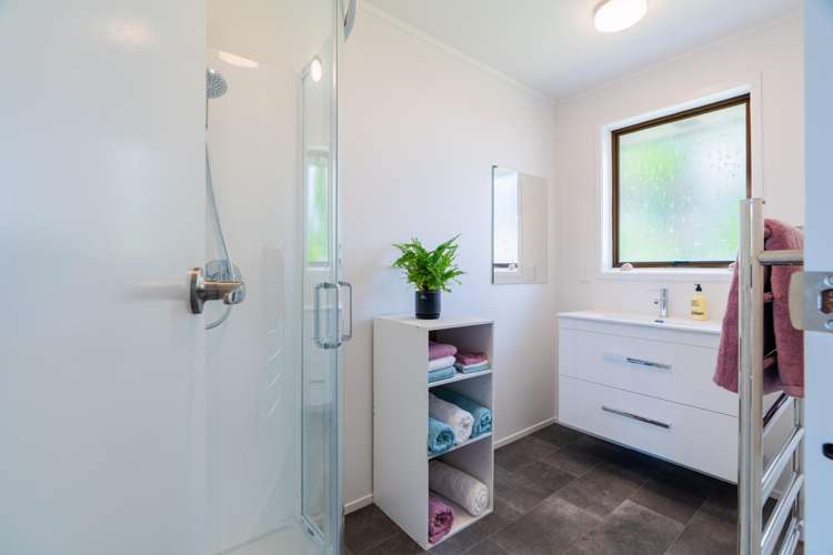 9 Vincent Place Dinsdale_9