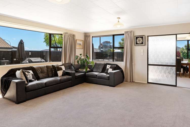 5 Stead Crescent Stoke_1