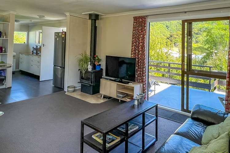 143a Waikawa Road Picton_11