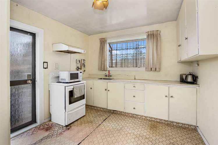 3/761 Ferry Road Woolston_4