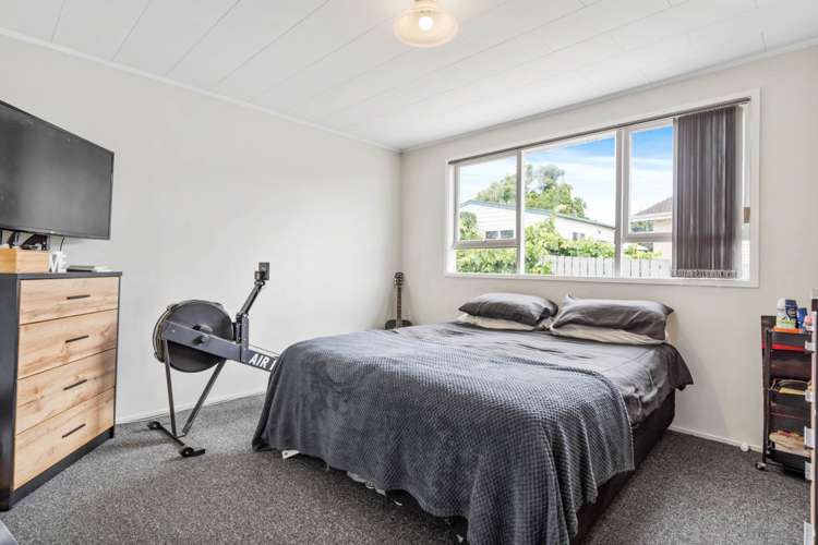 9 Serrano Place Clover Park_13