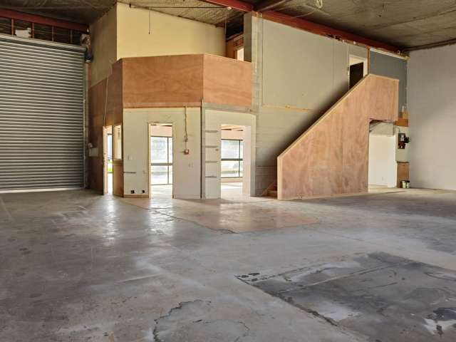 Unit 2/570 Swanson Road Ranui_3