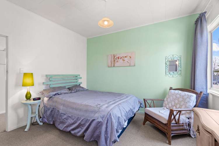 1013 Willowpark Road North Mayfair_7