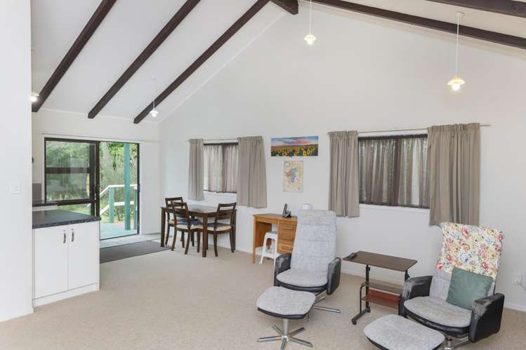 6 Elsdon Best Street Riverdale_5