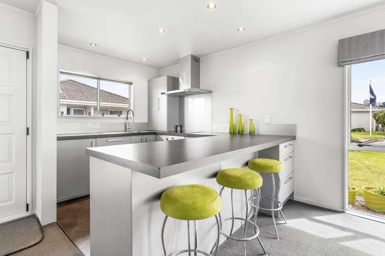 7/14 Campbell Close Whangamata_7