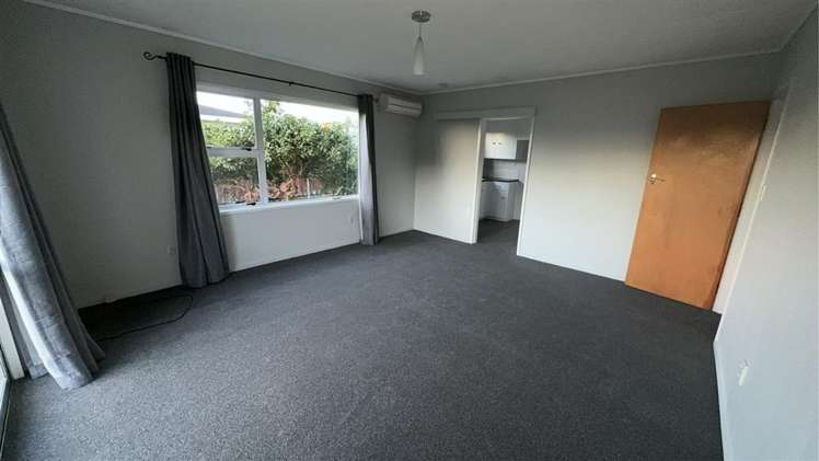 2/3 Kipling Crescent Stoke_3