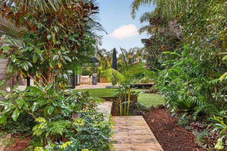 20B Cambridge Road Riverhead_23