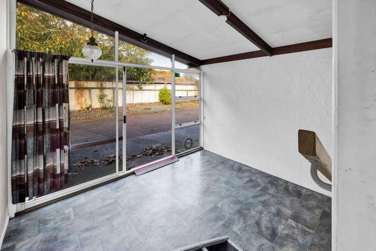 330B South Road Hawera_13
