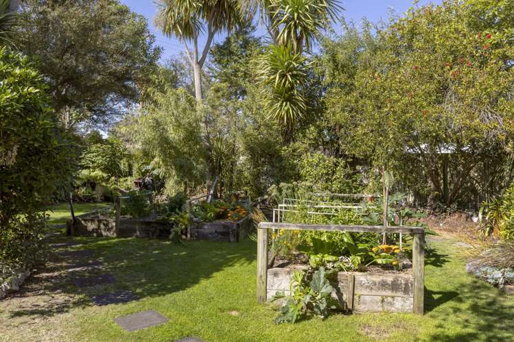 3 Mahuta Road Five Mile Bay_25