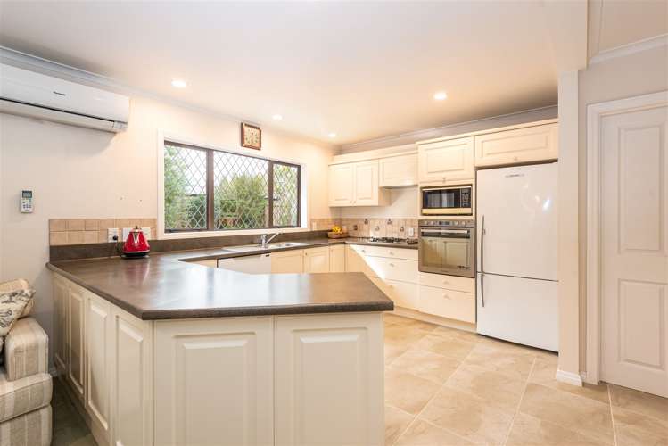 24 Tomes Road Saint Albans_14