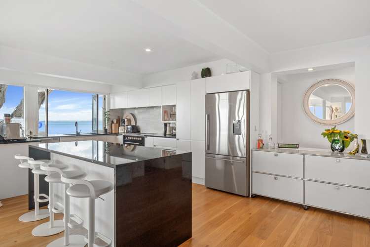 2/259 Hurstmere Road Takapuna_13