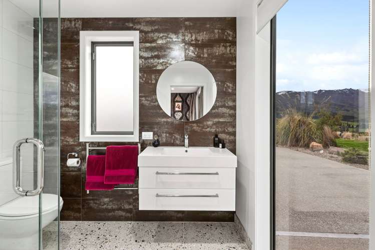 259 Heaney Road Cromwell_17