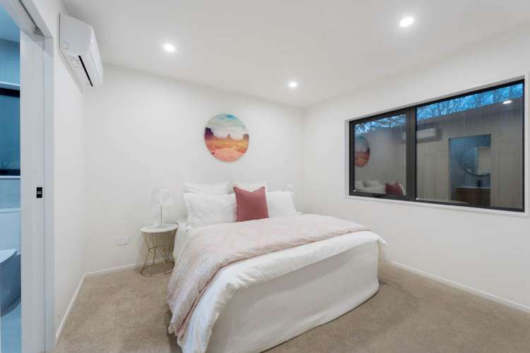 8B Hadfield Street Beach Haven_14