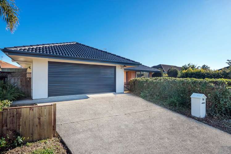 10 Frank Bunce Grove Flat Bush_19