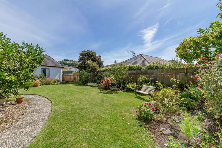 13 Bishops Close Greenmeadows_14