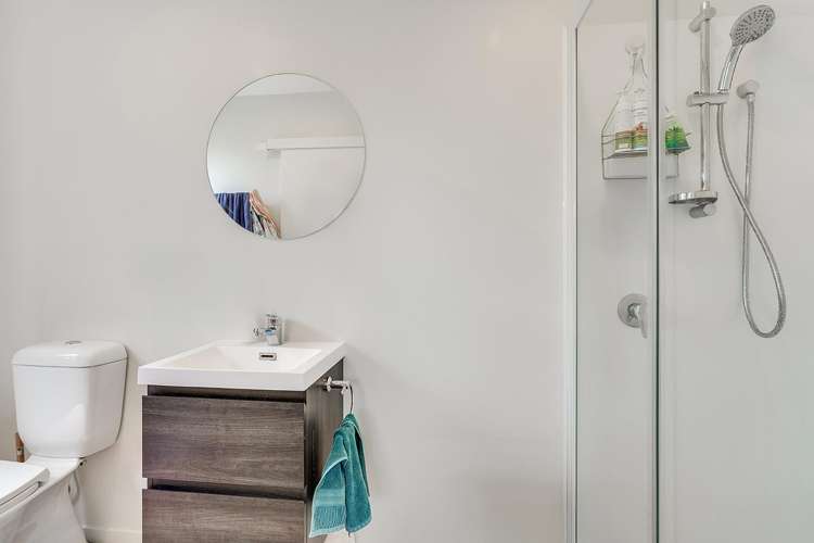 2/7 Dyer Street Whitiora_19