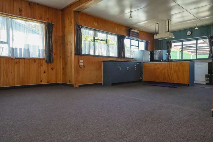 1 Ross Street Dunollie_14