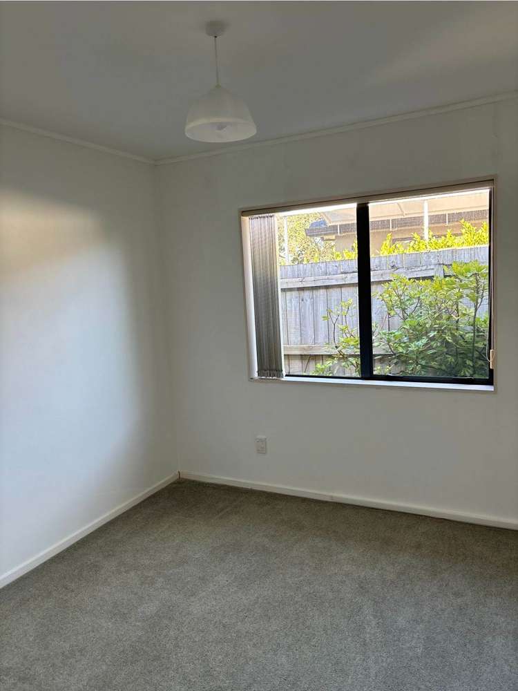 14 Lakeside Drive Orewa_10