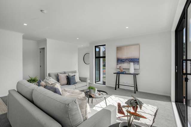 2/215 Stokes Valley Road Stokes Valley_2