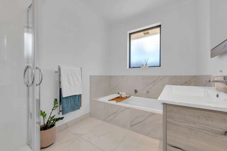 5 Kahawairahi Drive Beachlands_24