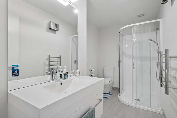 5 Daytona Avenue Cromwell_13