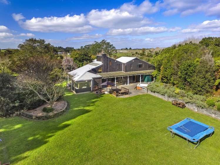 256 State Highway 16 Kumeu_5