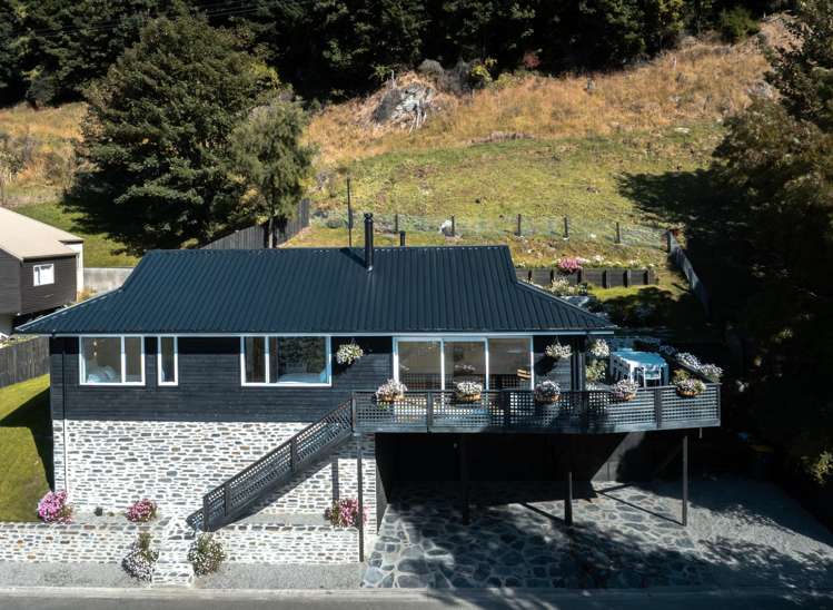 54 Huff Street Queenstown_23
