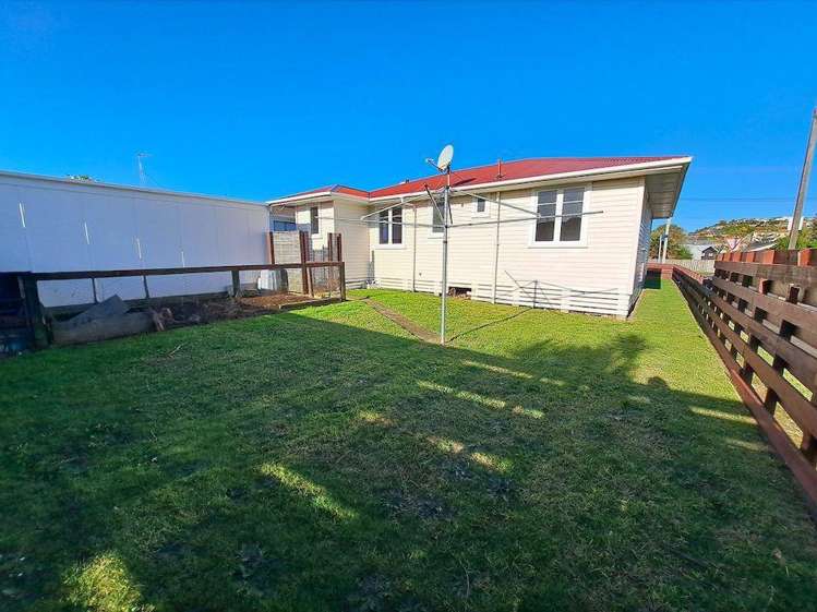 84 Ngamotu Road Spotswood_1