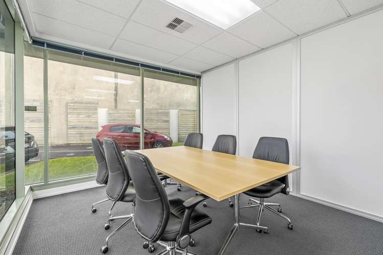 i/112 Bush Road Albany_5