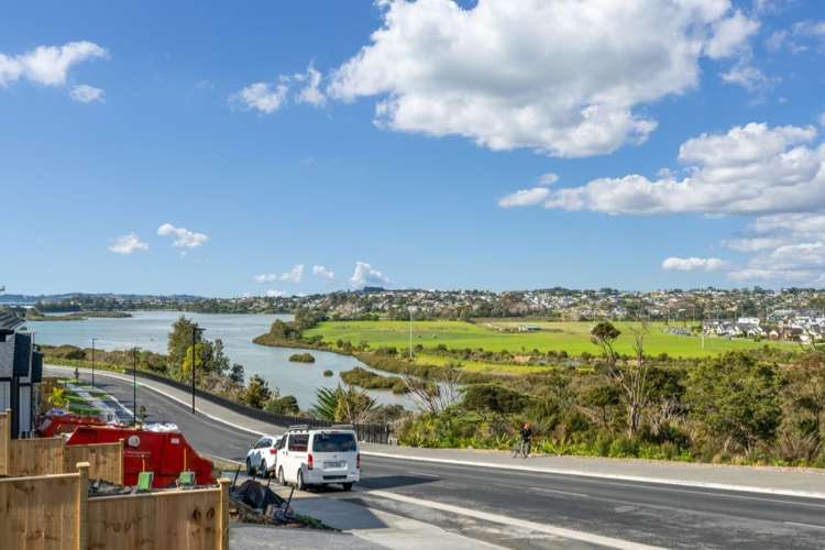 156 Arran Point Parade Orewa_2