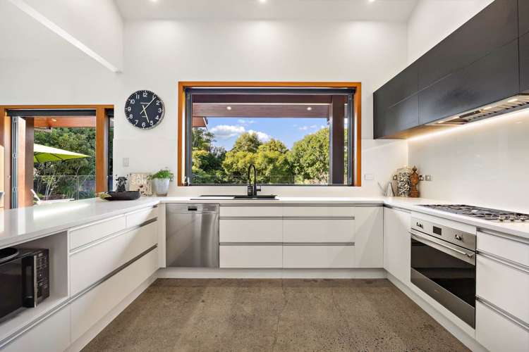 32 Cloverfields Drive Waimauku_12