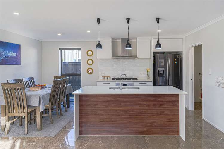 18 Grey Way Russley_4