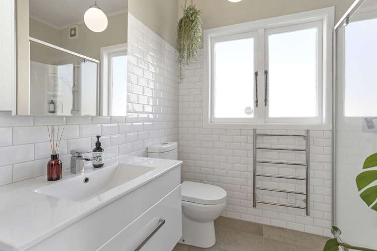 37 Fairlands Avenue Waterview_18