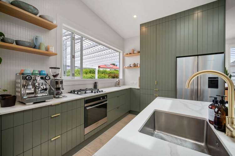 27 Shoal Bay Road Devonport_14