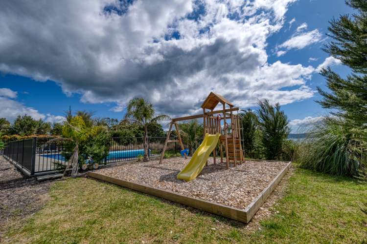 19 Sunrise Place Cable Bay_23