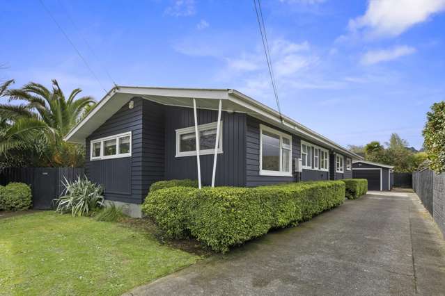 Perfect Family Home in Avalon!