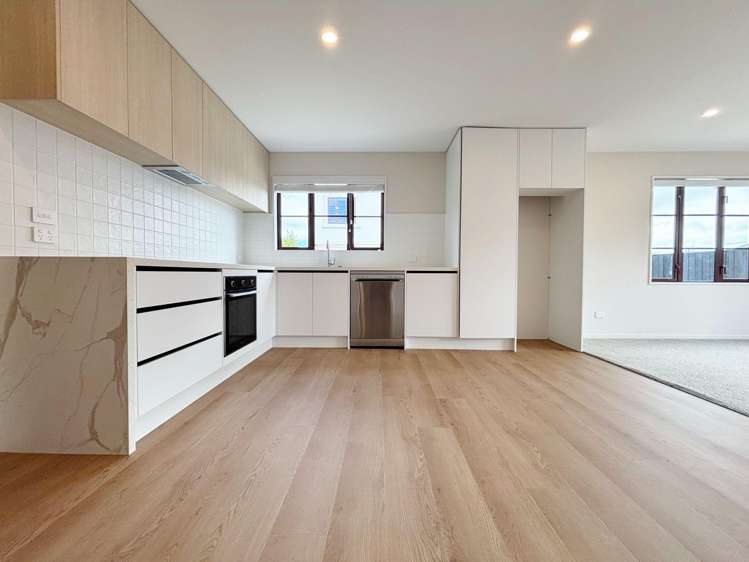 4/402 Wilsons Rd N Waltham_1