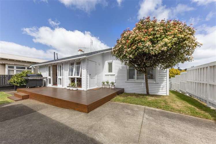662 Mount Albert Road Royal Oak_3